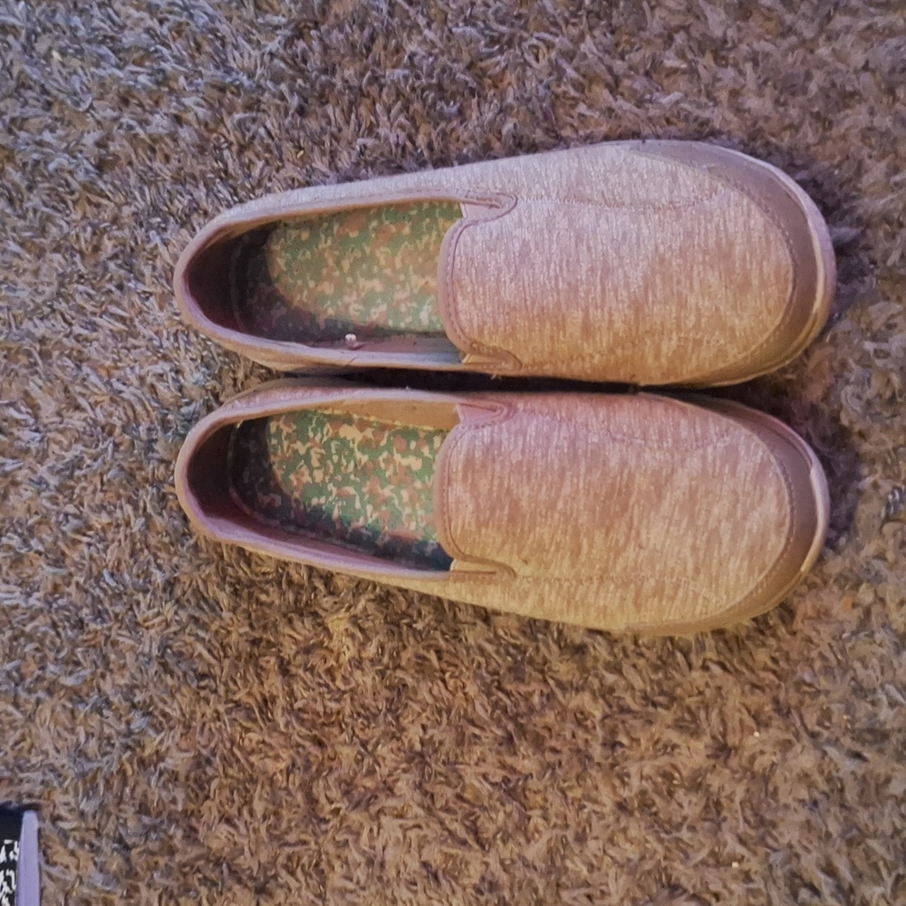 Tennis shoe